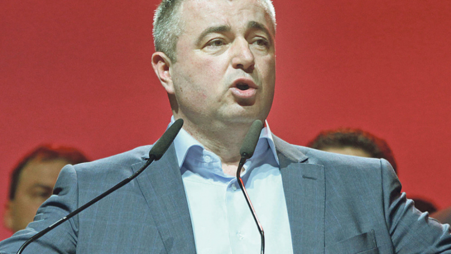 Dušan Bajatović