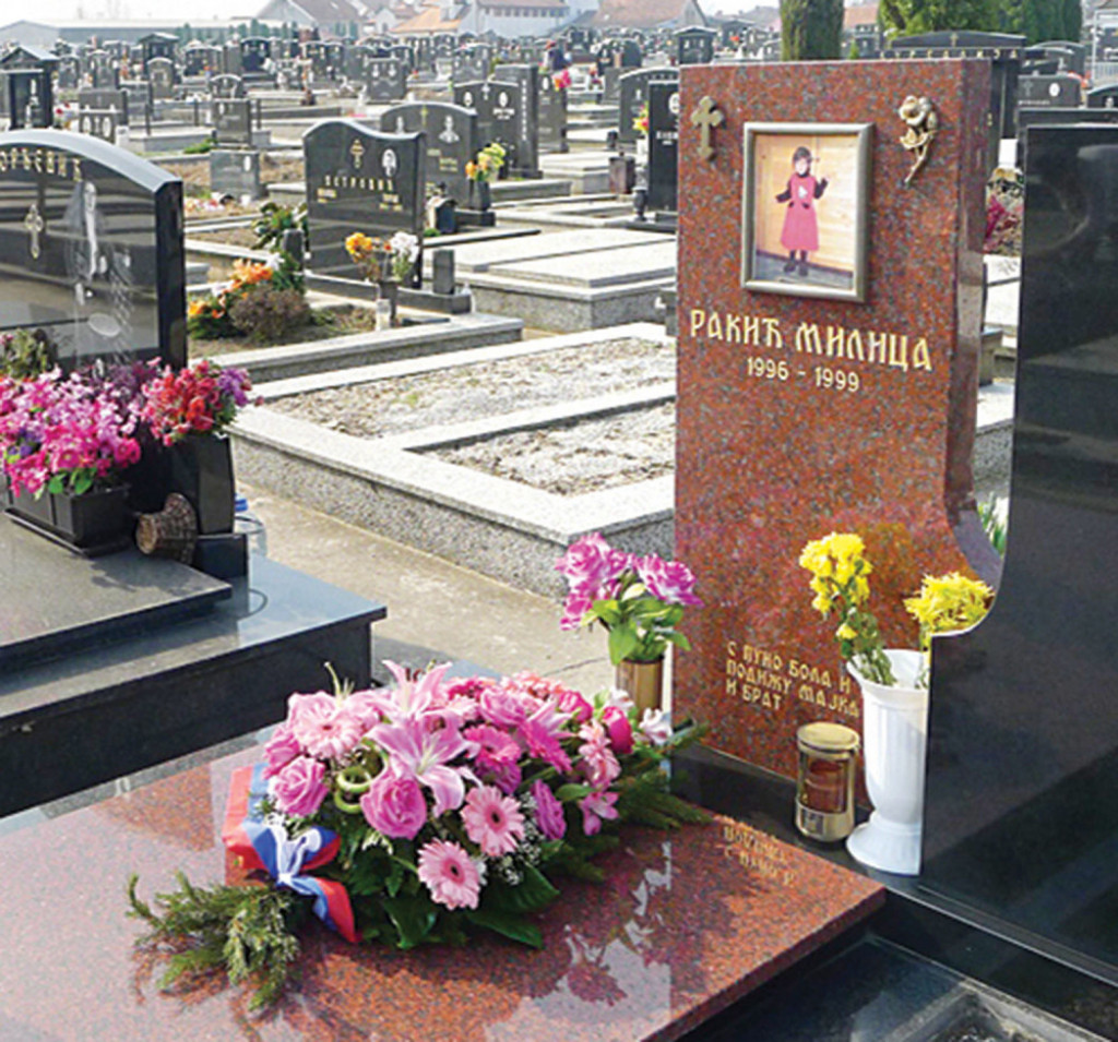 Grob devojčice u Batajnici