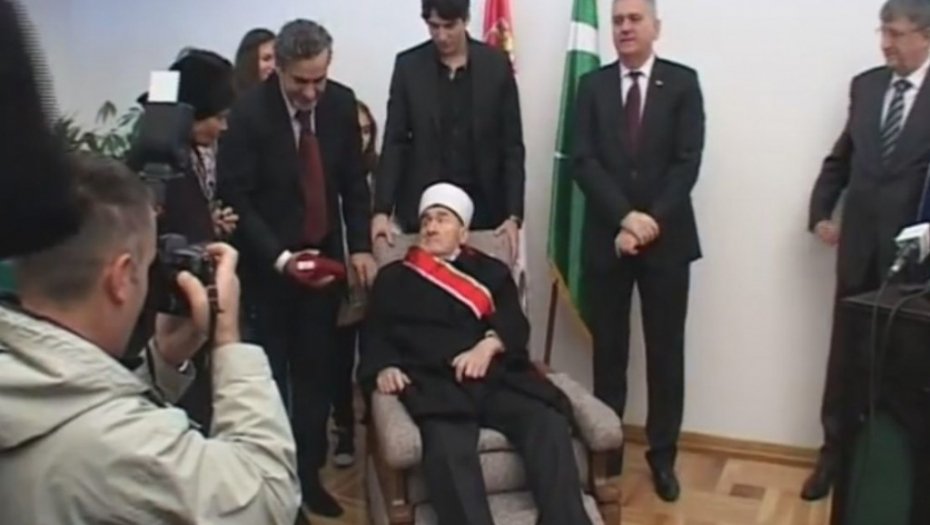 Hamdija Jusufspahić odlikovan Sretenjskim ordenom prvog stepena
