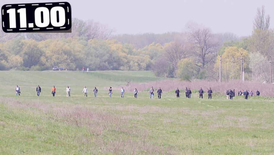 Na desetine policajca  pretraživalo teren 