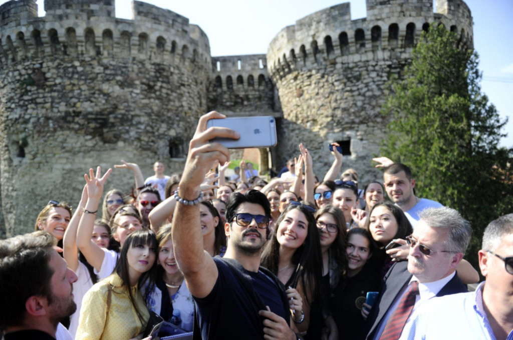 Burak Ozdživit, Bali-beg