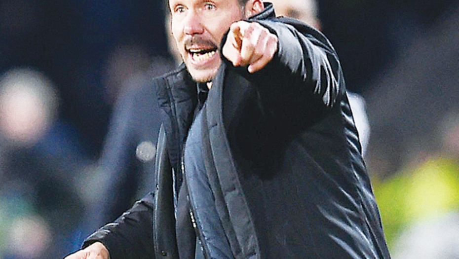 Uigrava tim u formaciji 4-4-1-1: Dijego Simeone