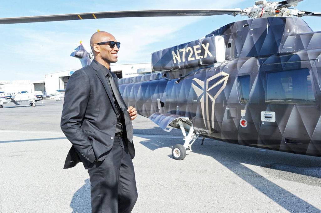 Kad može  Lepa Brena,  može i Kobi...