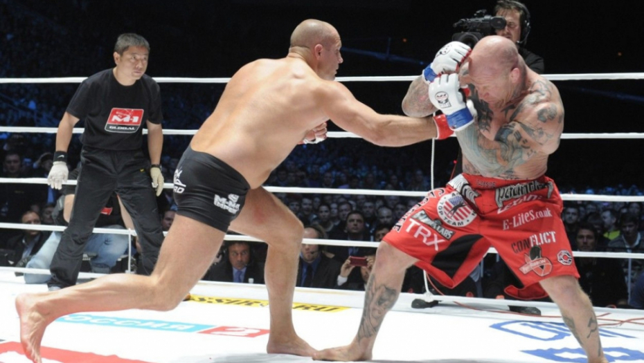 Fjodor Jemeljanenko (levo)