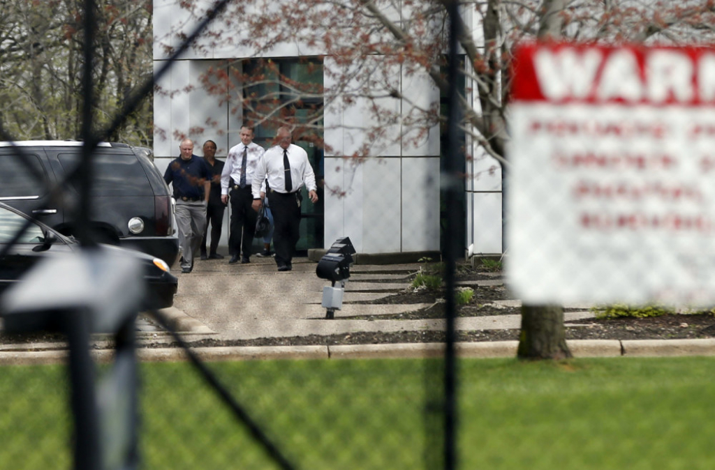 Policija u kući Princa