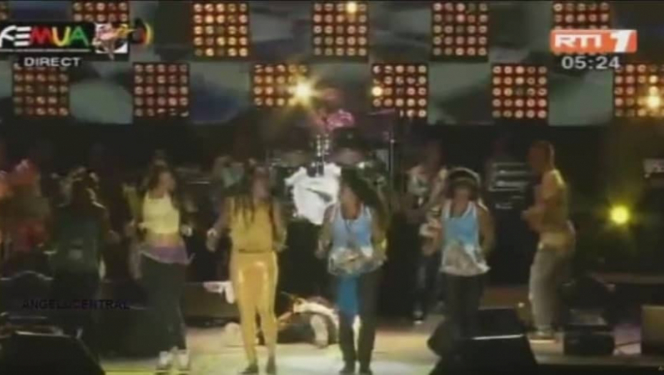 Mrtav muzičar na sceni