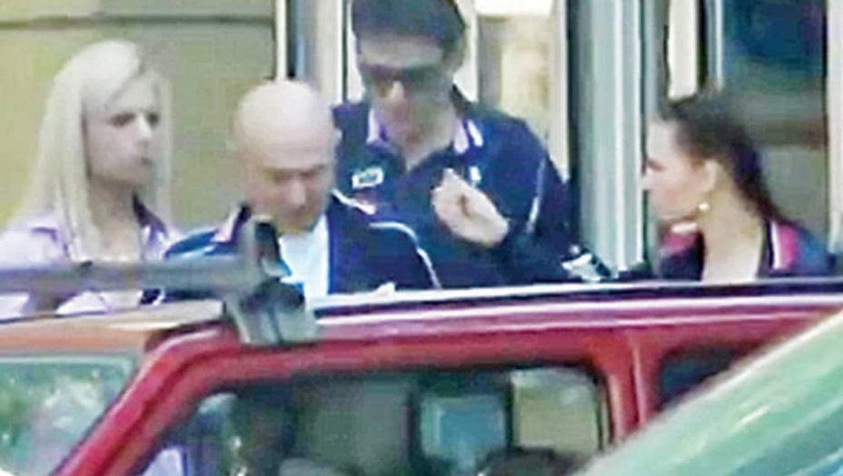 Oporavlja se u  naručju koleginice:  Šaulić i Ivona