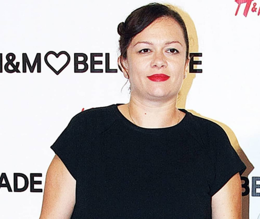 Komponovala  pesmu: Ivana  Peters