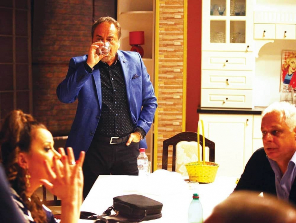 Bolje biti  pijan nego star...