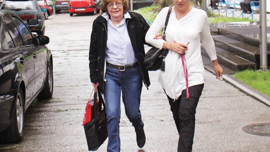 Sve vreme uz glumca: Lula i Jelena