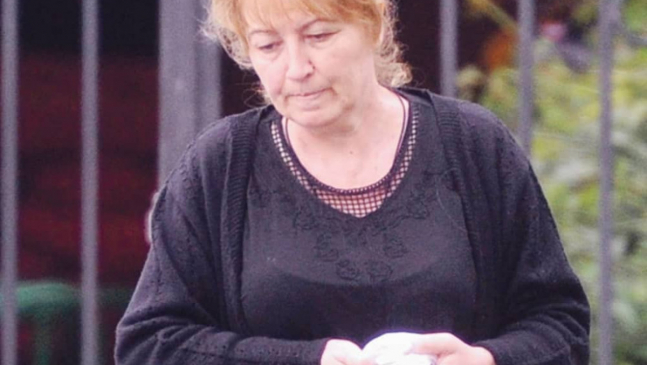 Ostala bez  ćerke jedinice:  Zorica  Krsmanović