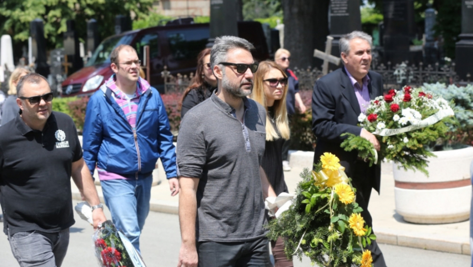 Bata Živojinović, sahrana