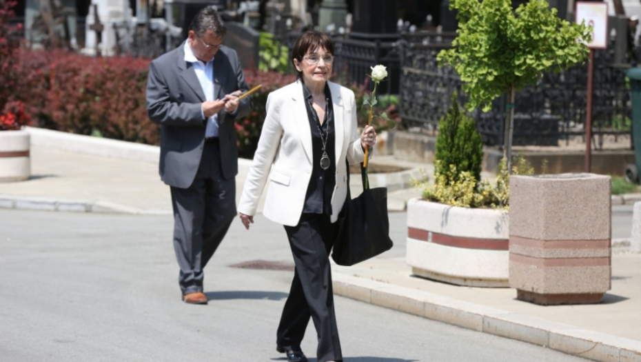 Bata Živojinović, sahrana