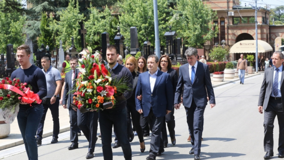 Bata Živojinović, sahrana