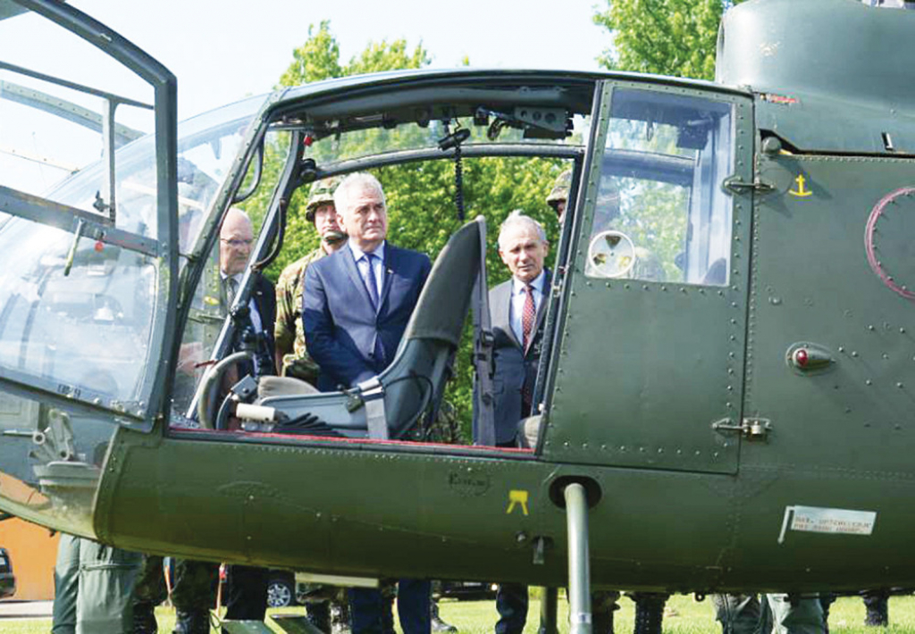 Nikolić je od države dobio heliodrom još 2012.