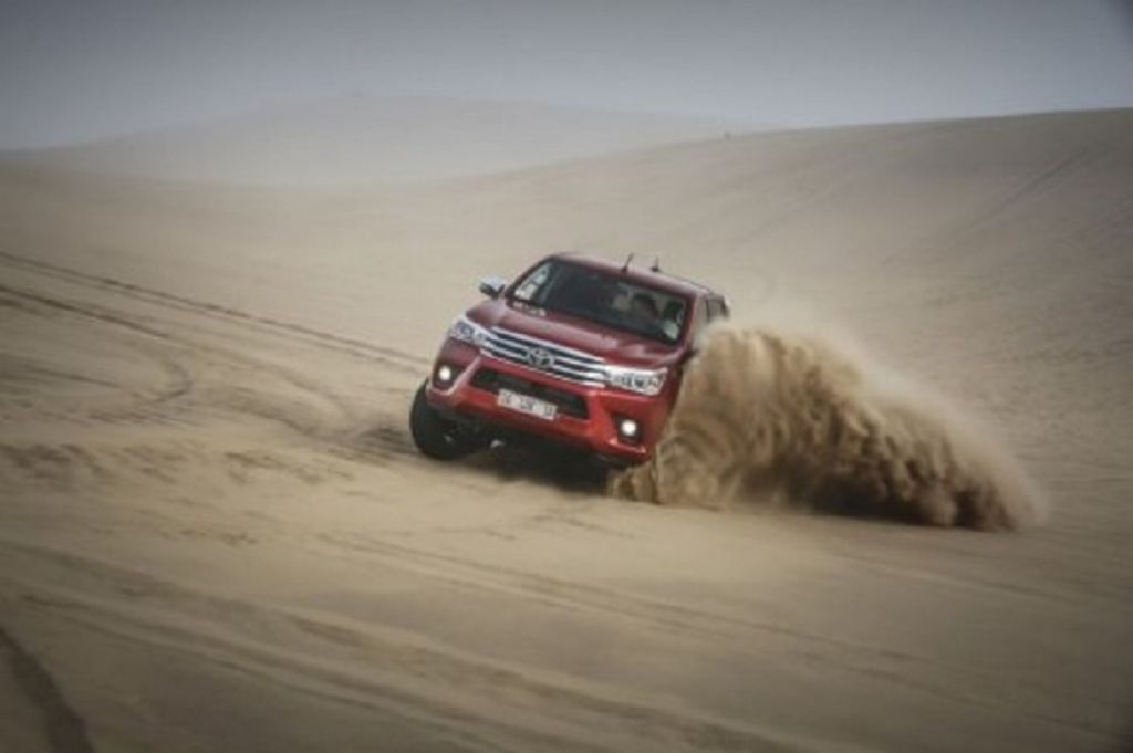 Tojota hajlaks u namibijskoj pustinji