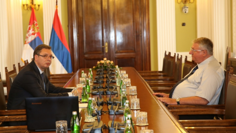 Vučić i Šešelj konsultacije