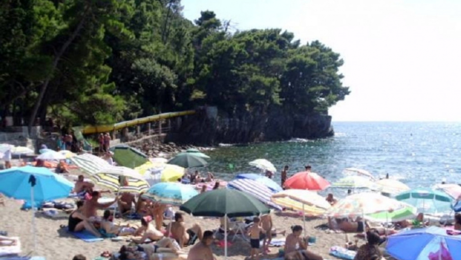 Petrovac na moru crna gora more