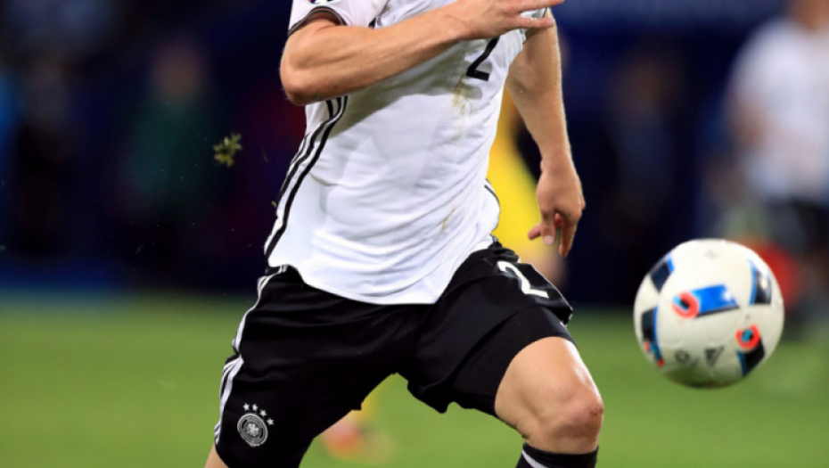 Škodran Mustafi