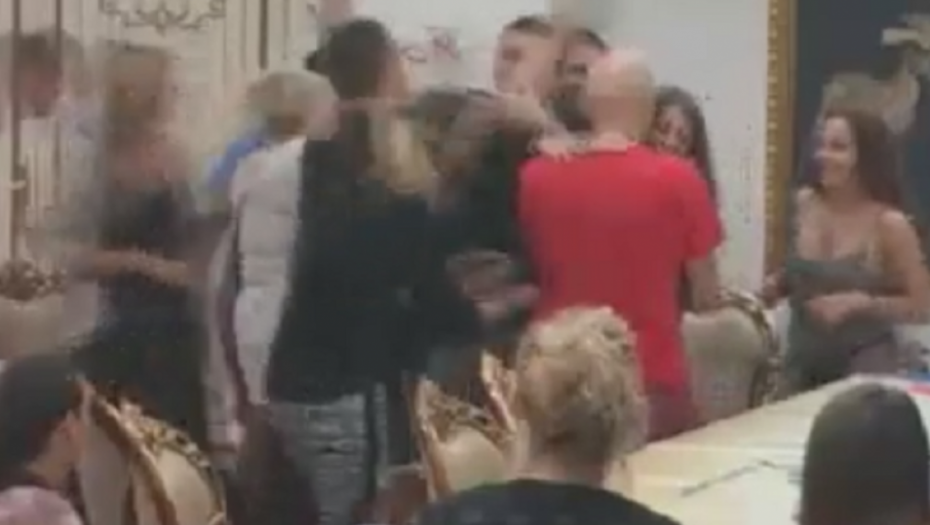 Stanari čestitaju Dalili i Mladenu