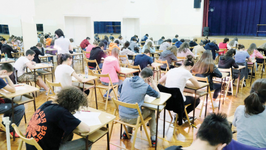 Osmaci danas  polažu završni  ispit iz srpskog