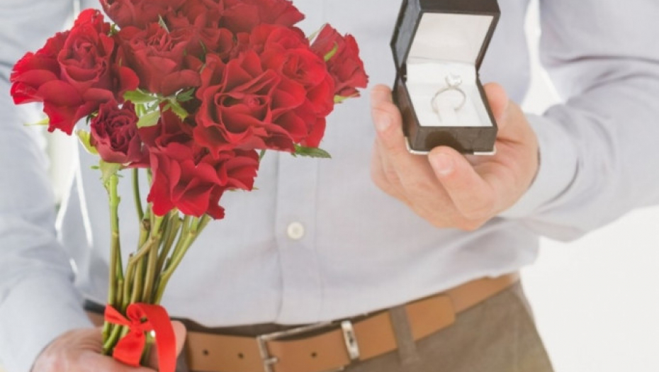 Veridba prosidba verenički prsten