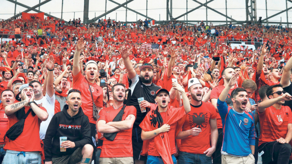 Pre albanskih  navijača, na EP  niko nije koristio  noževe