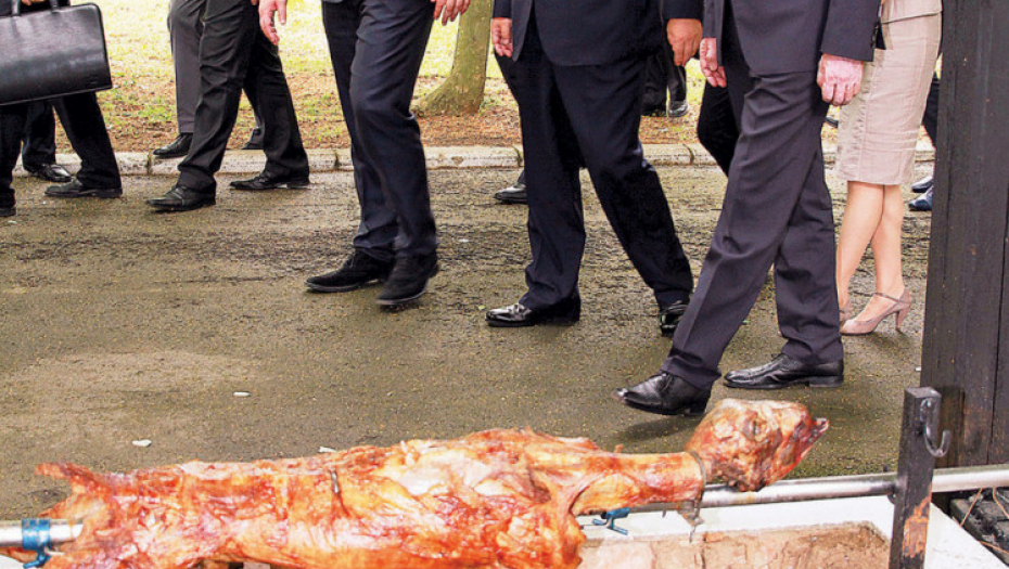 Aleksandar Vučić, Si Đinping i Tomislav Nikolić