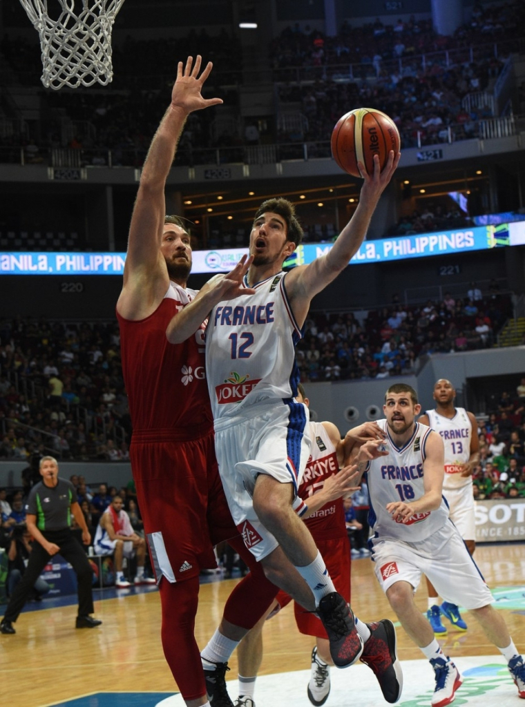 A sad na Kanađane: Nando De Kolo