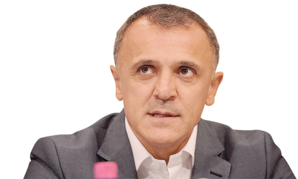 Divi se prijateljima:  Ljubinko Drulović