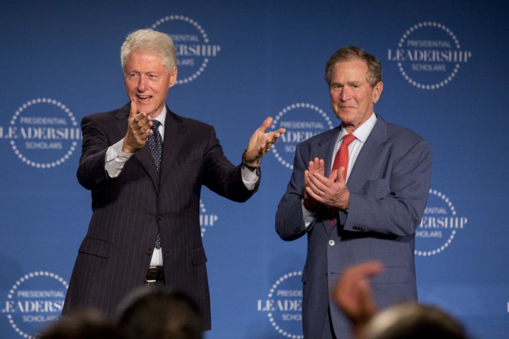 Bil Klinton i Džordž Buš