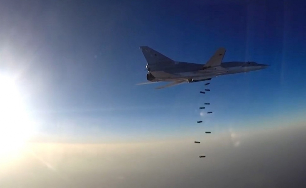 Bombe, bombardovanje, avion, sirija