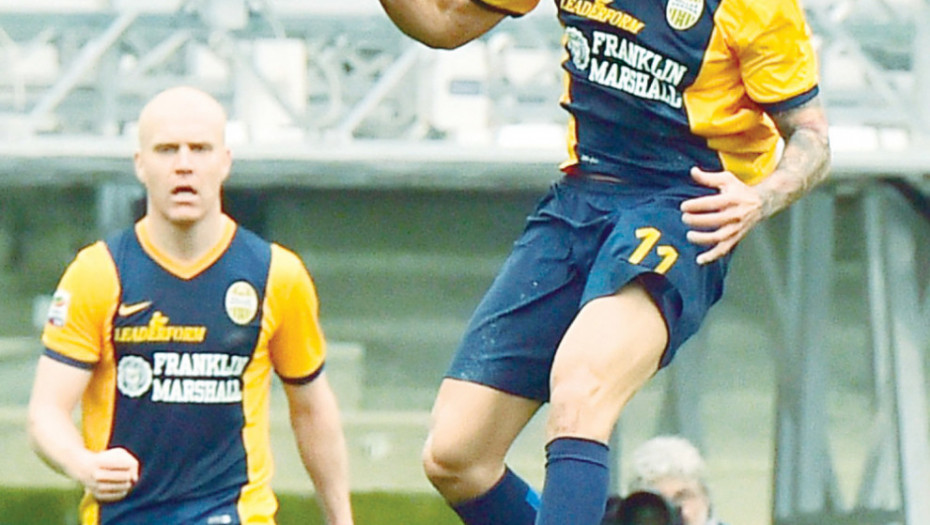 Zvezdo, čuvaj se  Italijana: Boško  Janković