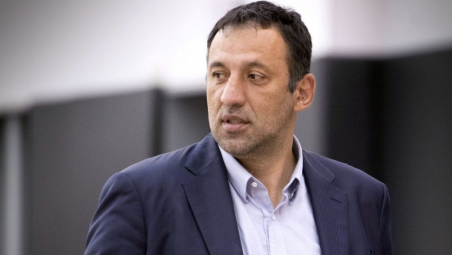 Vlade Divac