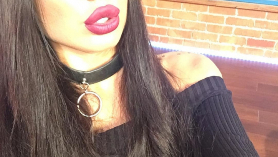 Tijana Maksimović Ajfon