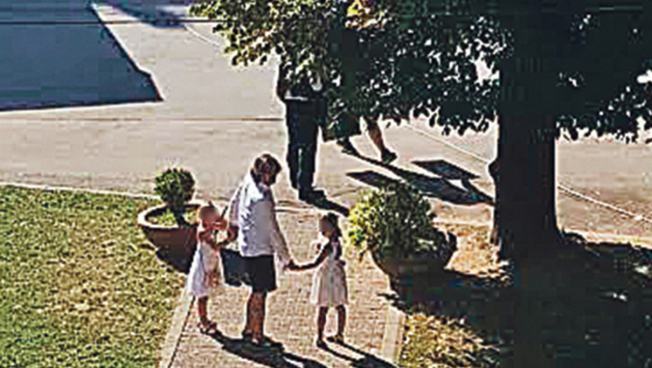 Mezimice ga izvele  sa seta: Vojin sa  Milom i Verom