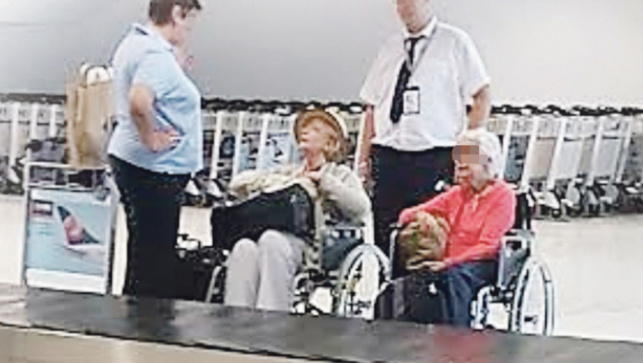 Legendarna glumica na aerodrom u Parizu 