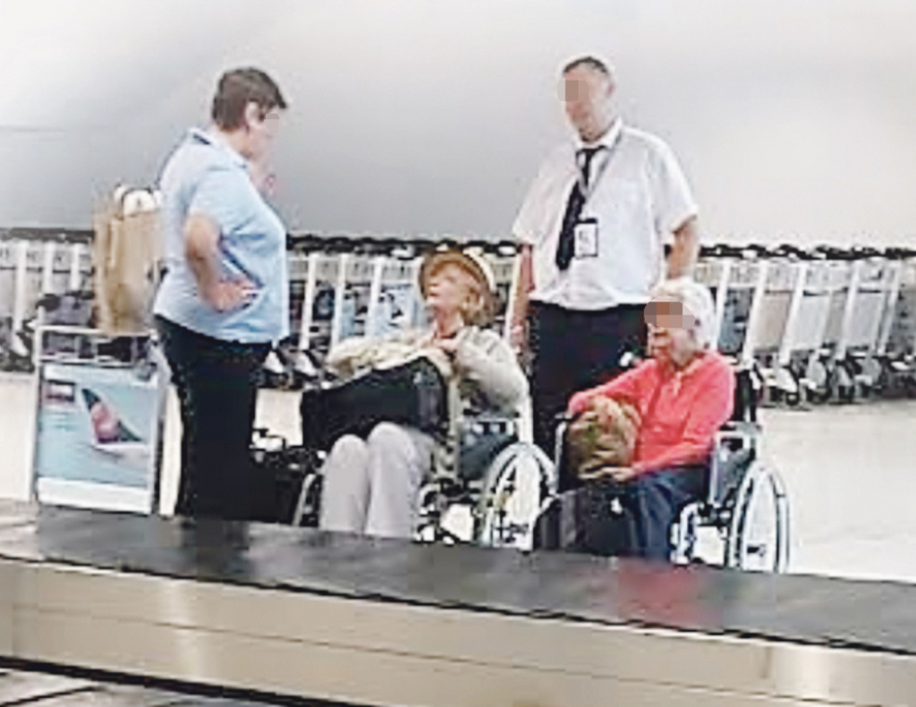 Legendarna glumica na aerodrom u Parizu 