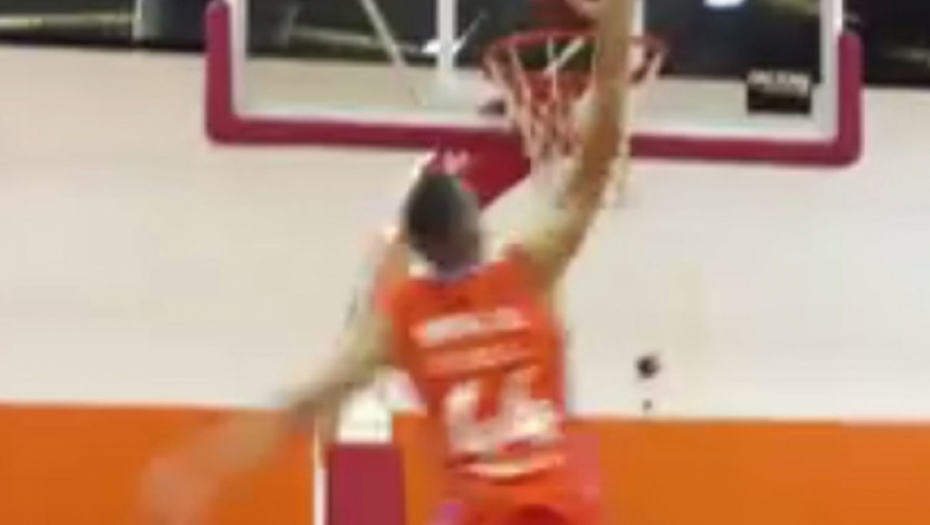 Perišić zakucava u Zagrebu