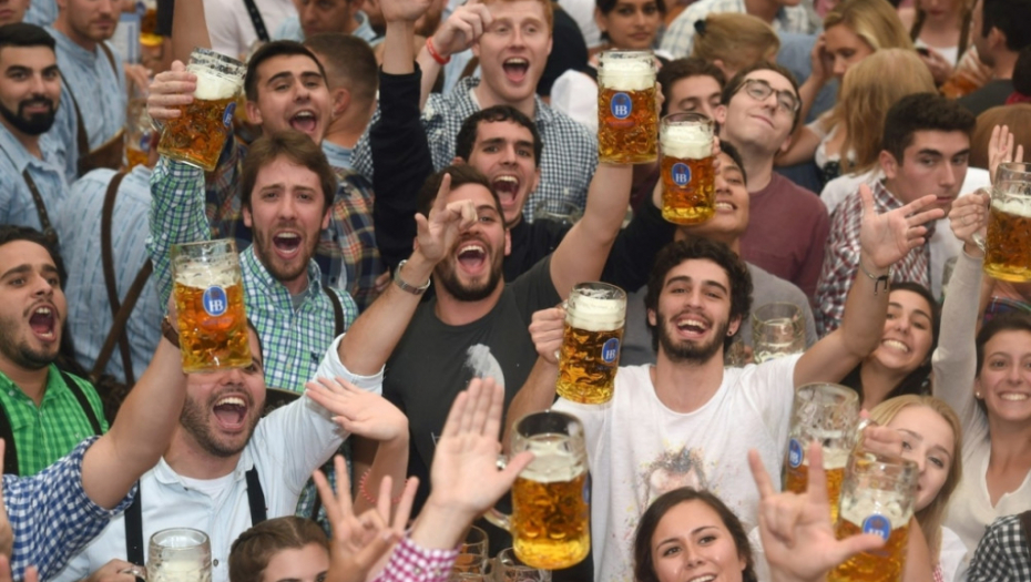 Oktoberfest Minhen Pivo