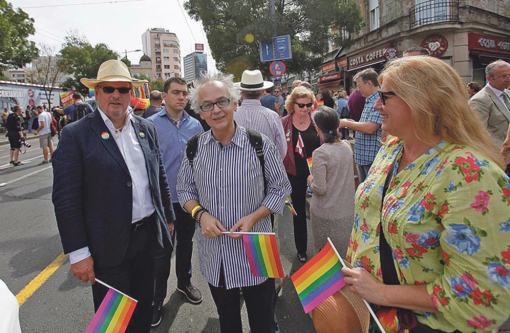 Ivan Tasovac sa zastavicom