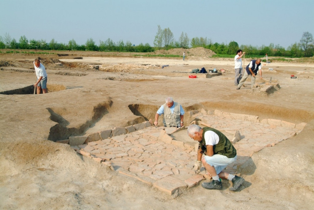 Arheolozi Arheologija Arheološko nalazište