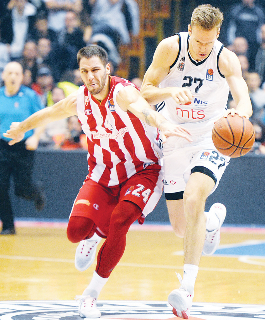 Stefan Jović (Zvezda) i Adin Vrabac (Partizan)