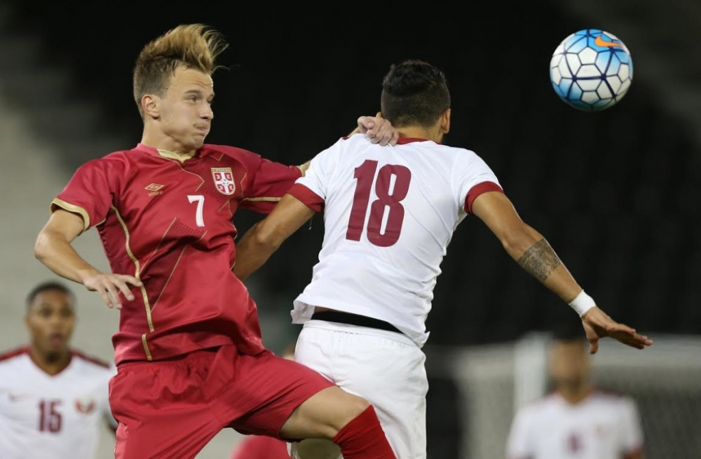 Bogdan Mladenović u duelu sa Luisom Žuniorom