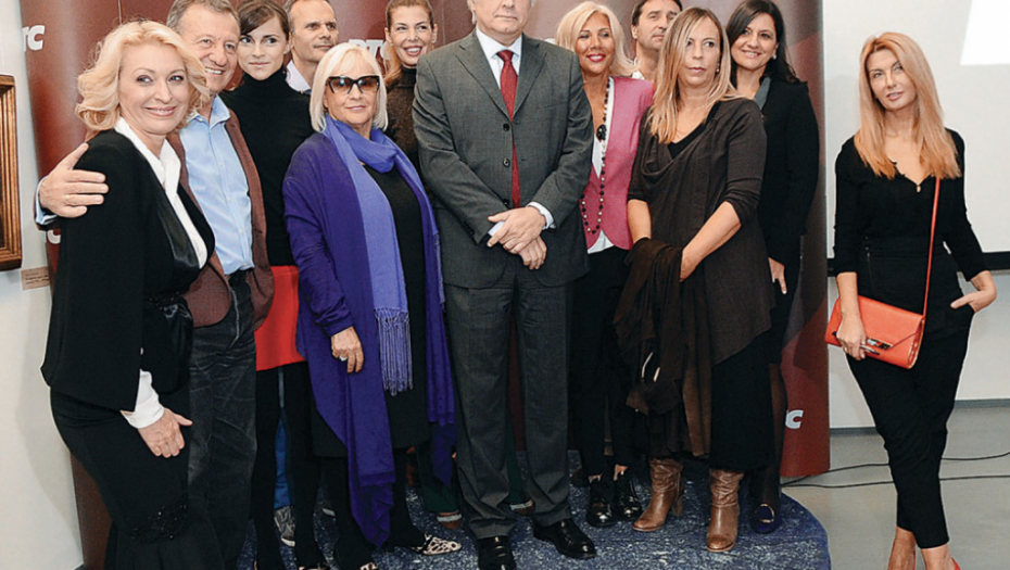 Ponosan na tim: Bujošević sa najpoznatijim licima javnog servisa