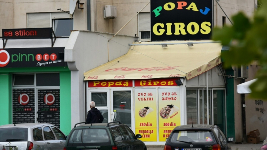 Pojeli giros u Popaju pa završili u bolnici 