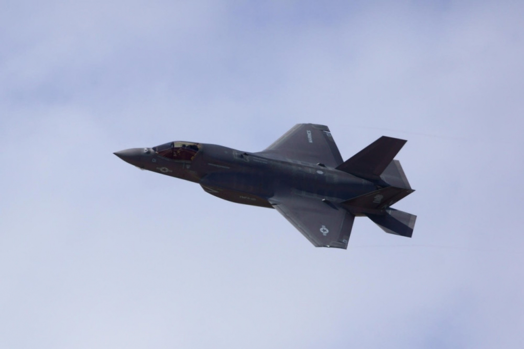F-35 Lajtning