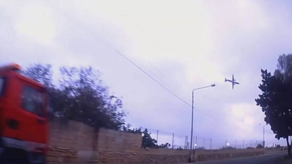 Trenutak pada aviona