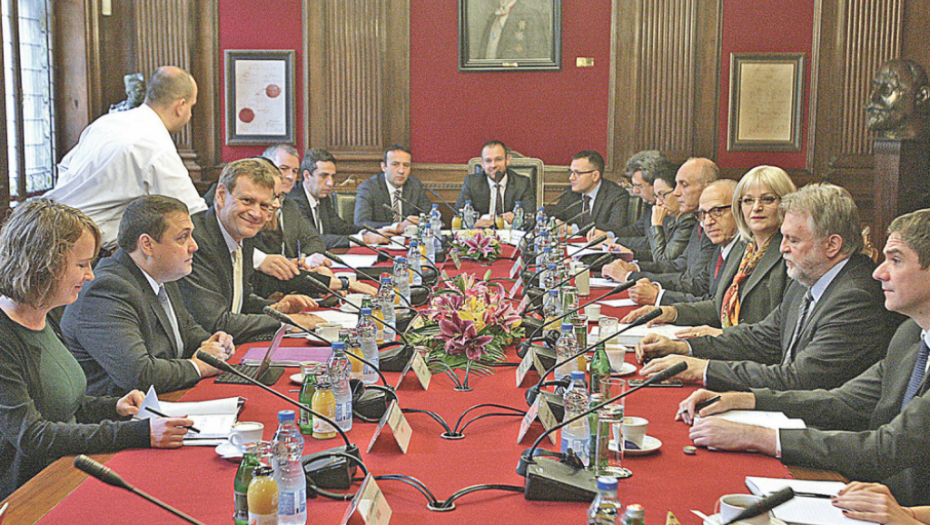 MMf juče sa predstavnicima Srbije