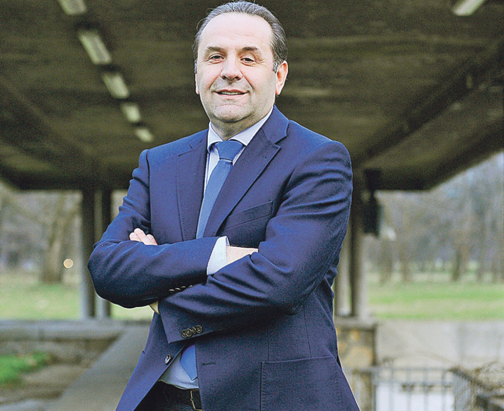 Piše pesme isključivo za  Muslimovića: Ljajić 